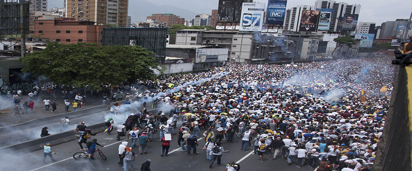 The art of surviving a Venezuela on the brink