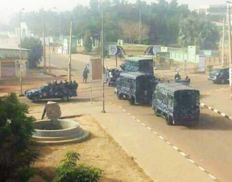 The government unleashed anti-riot police fully equipped with tanks on Darfur students’ Association at the Omdurman Islamic University who had staged a sit-in today, demanding an exemption from the payment of tuition.

Darfuri students in Sudan are being attacked and targeted in universities across the country by the National Intelligence and Security Service (NISS), the police and students affiliated with the ruling National Congress Party. Darfuri students are regularly prevented, violently, from expressing their opinion about the conflict and humanitarian situation in Darfur, other political matters or for protesting against the lack of implementation of a fee exemption University policy for Darfuri.