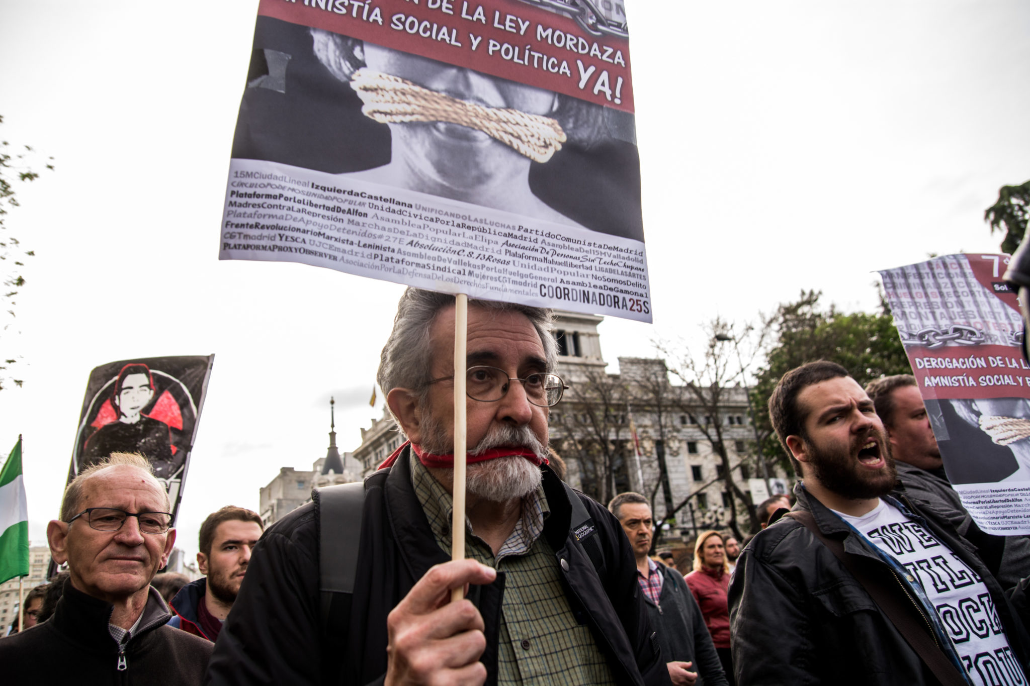 Spain: Tweet…If you dare: How counter-terrorism laws restrict freedom of expression in Spain