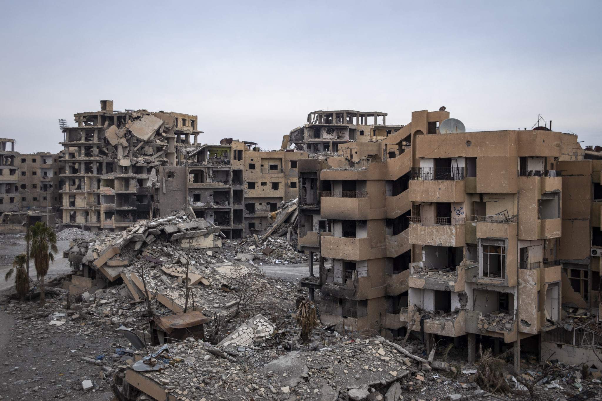 Syria: US withdrawal does not erase Coalition’s duty towards Raqqa’s devastated civilians