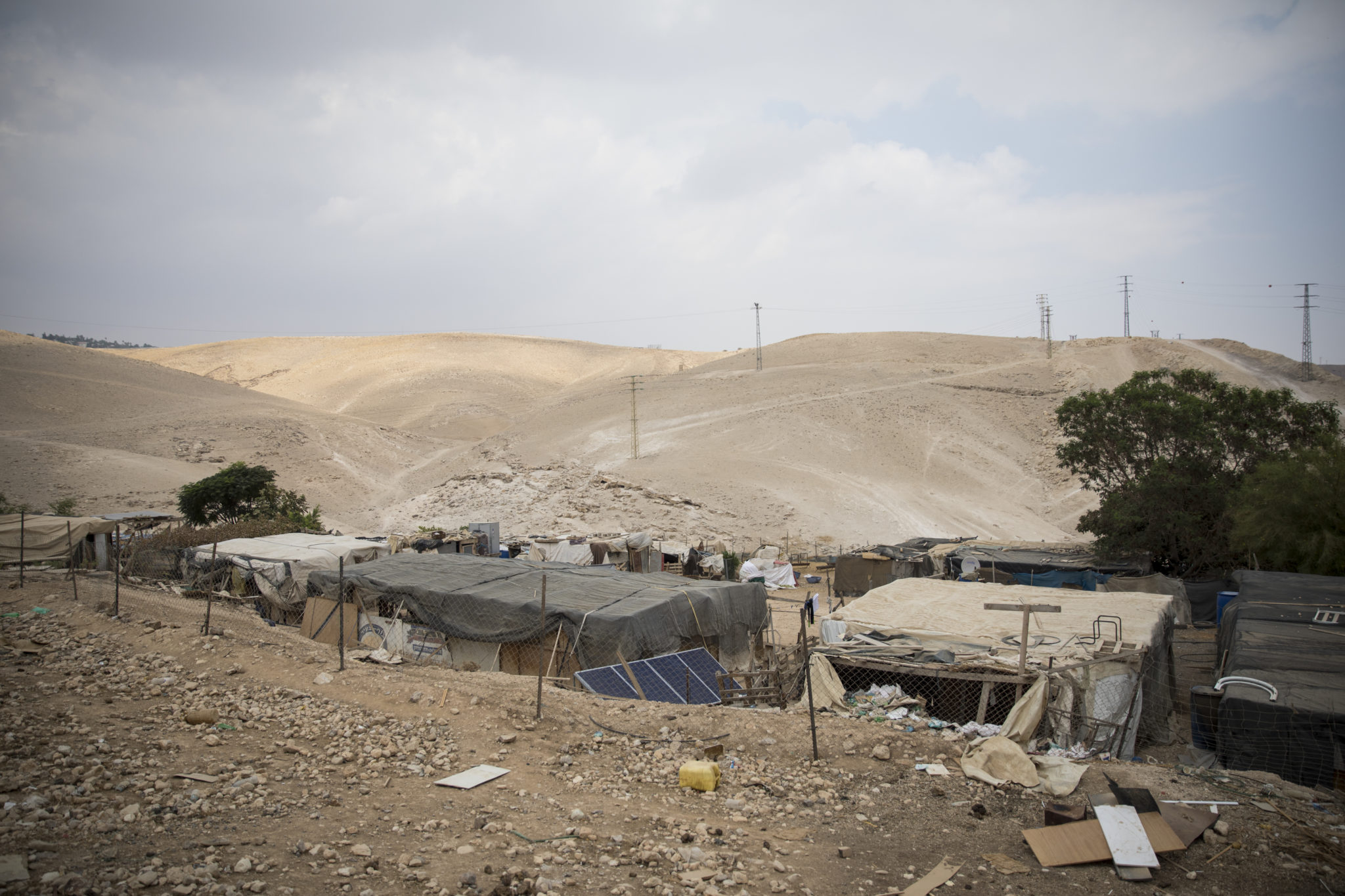 Israel/OPT: Demolition of Palestinian village of Khan al-Ahmar is cruel blow and war crime