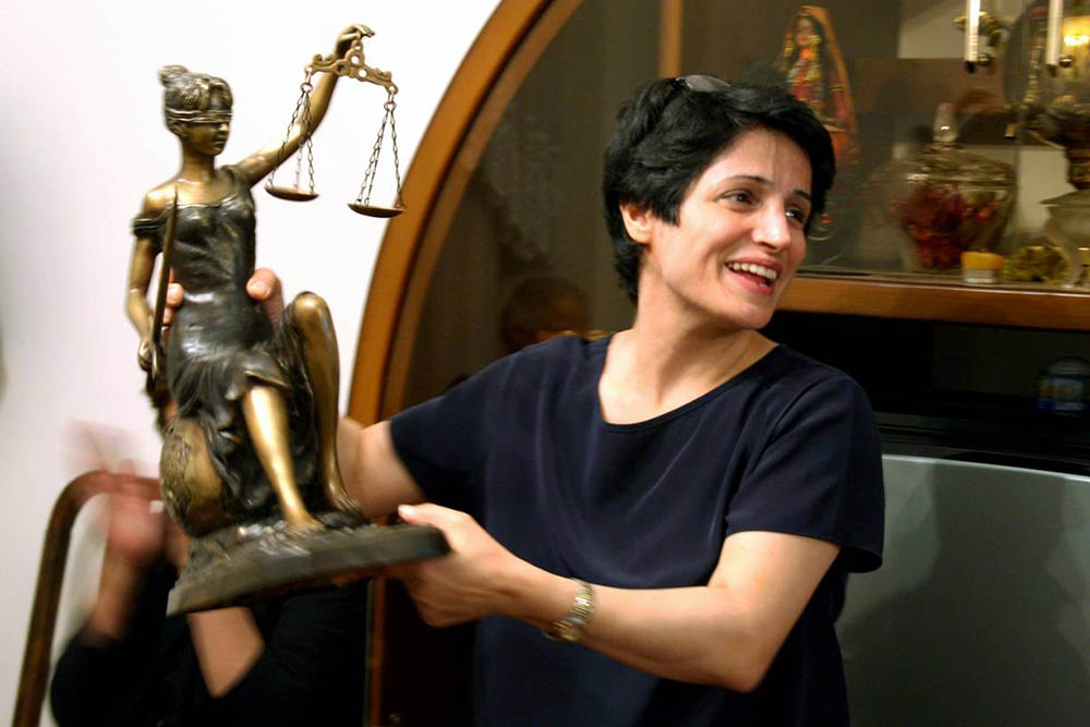 “I miss you my dearest” – Nasrin Sotoudeh’s letters to her children from prison