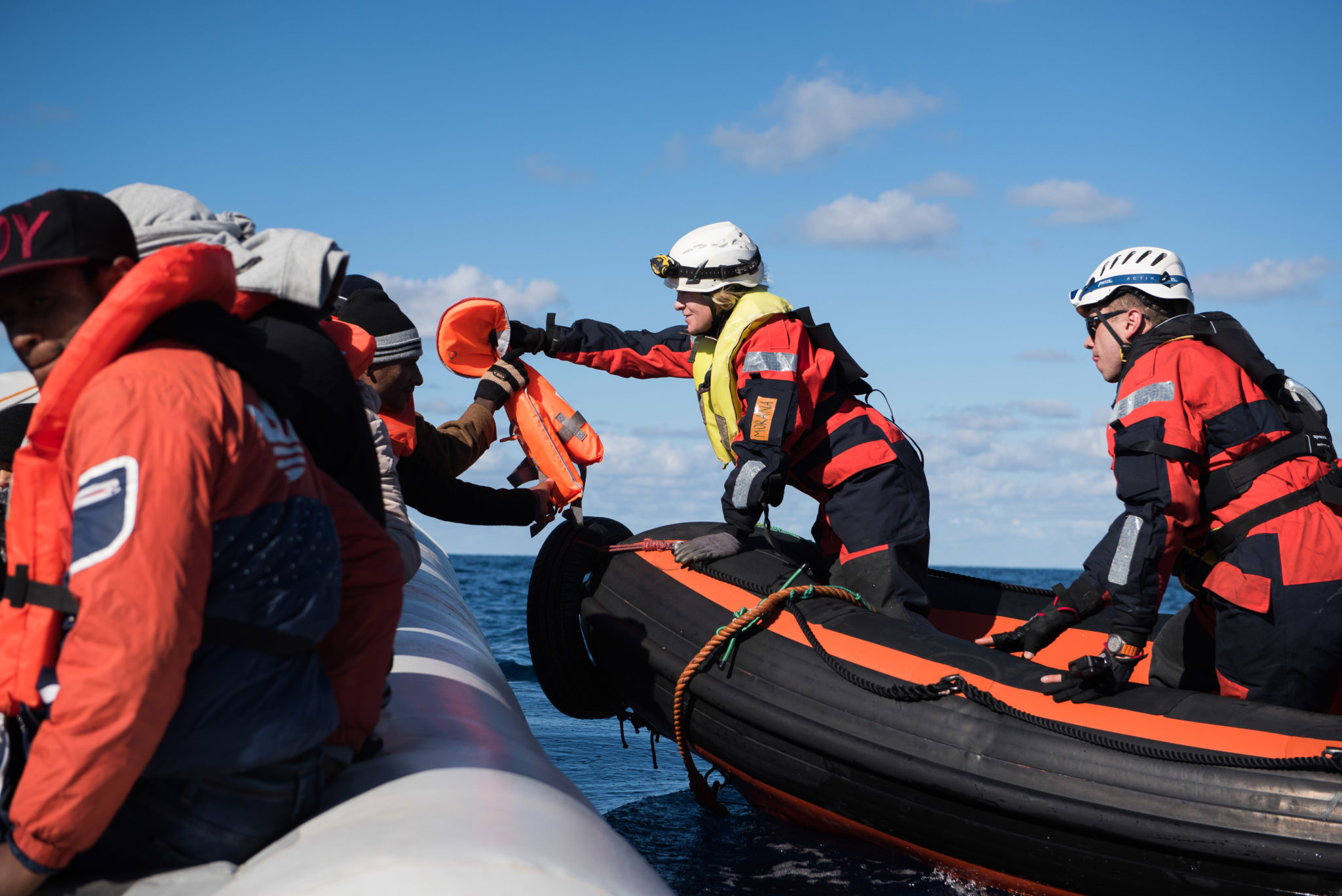 Italy: Sea-Watch 3’s captain must not be prosecuted for saving lives