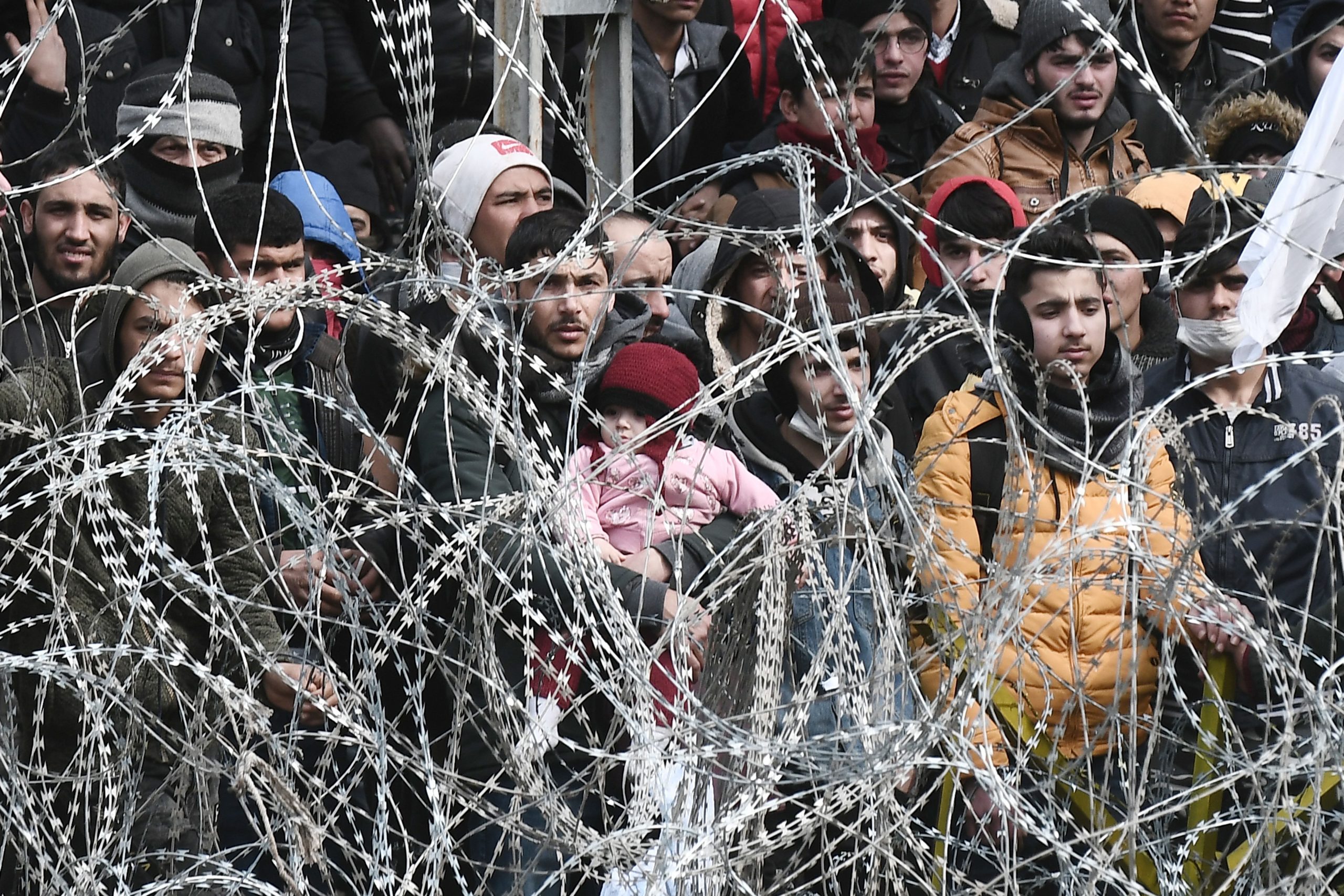 Greece: Inhumane asylum measures will put lives at risk