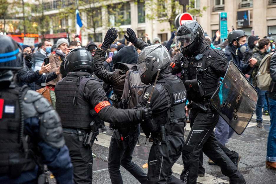 France: Authorities silence dissent against controversial global security bill