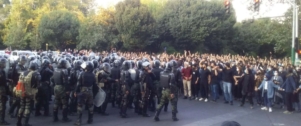 Protests in Iran against the arrest of Mahsa Amini