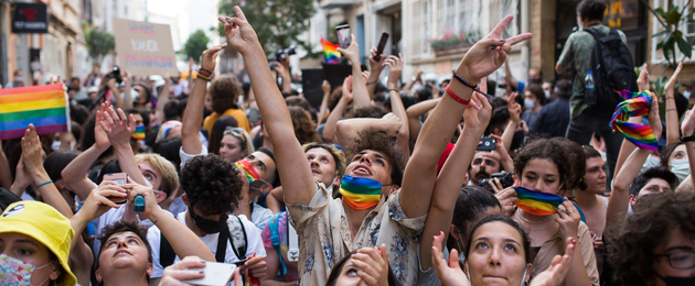 A crowd of LGBTI activists at Istanbul Pride in Turkiye, 2021