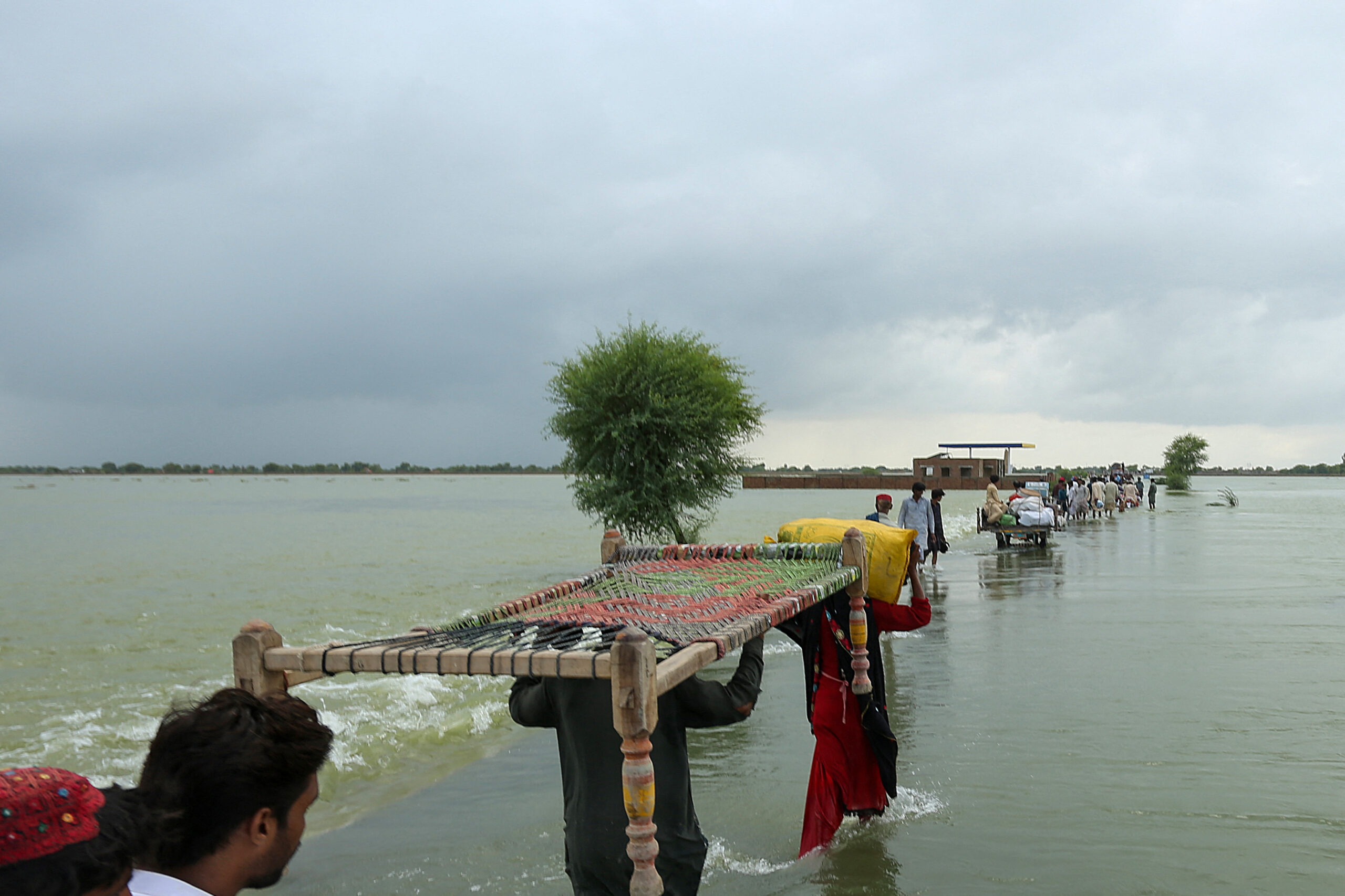 Pakistan: Climate disasters increasing risks of death and disease amongst children and older people – new report